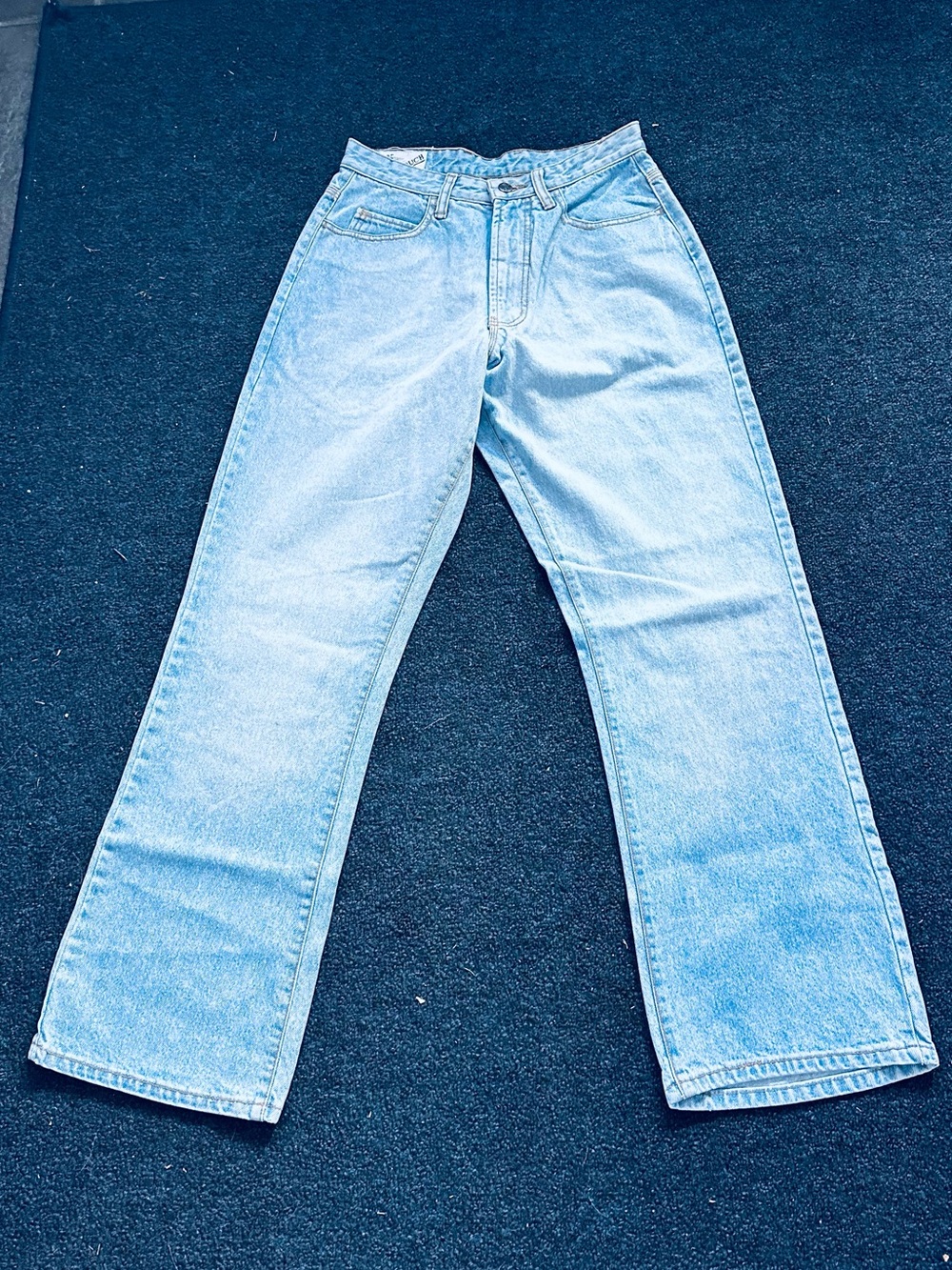 Vintage 90’s baggy fit jeans. WITH TAGS!!